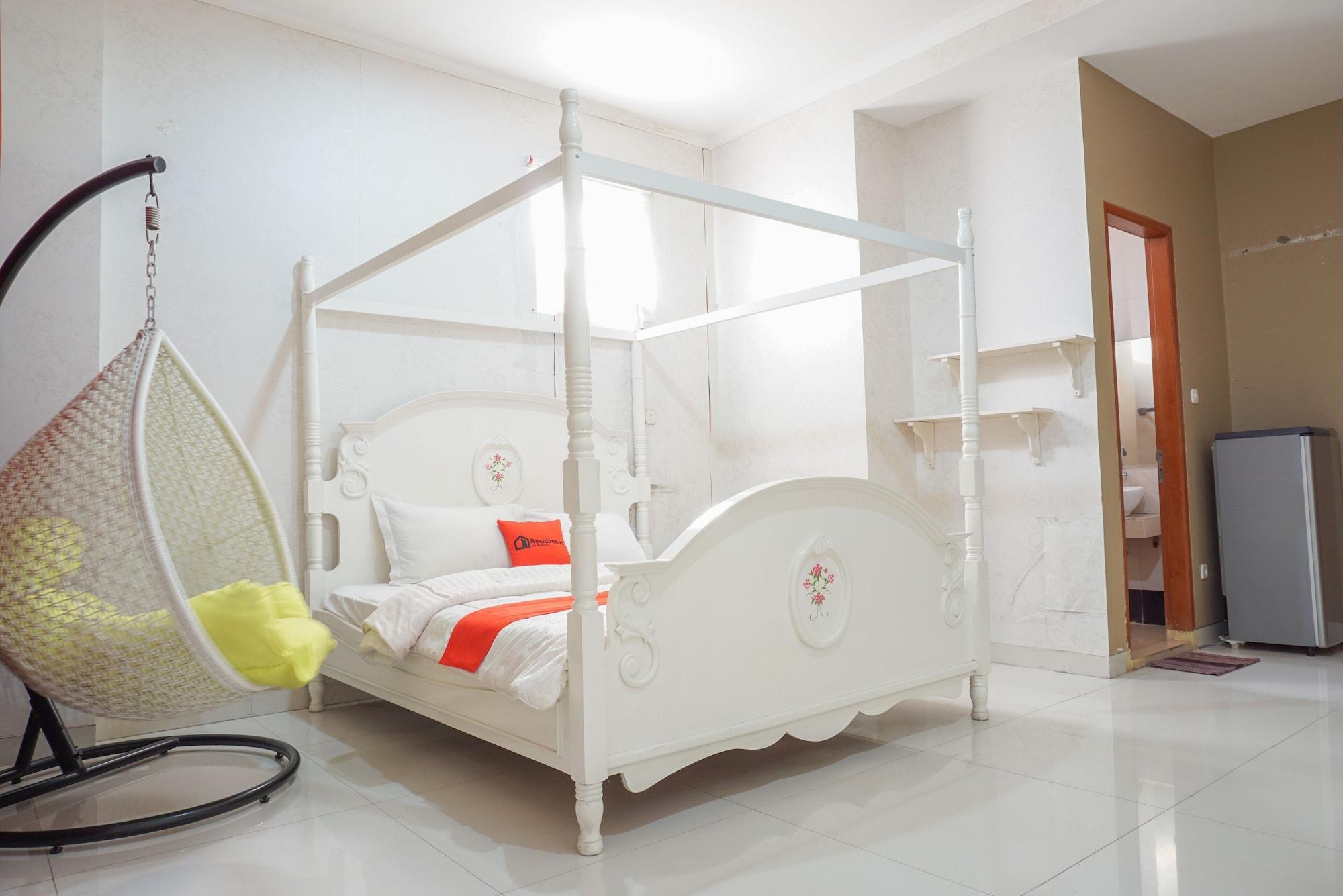 Reddoorz Near Kemang Square Hotel Jakarta Buitenkant foto