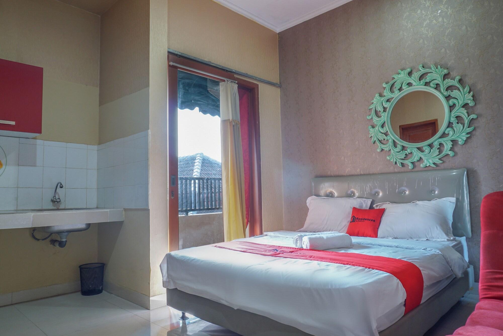 Reddoorz Near Kemang Square Hotel Jakarta Buitenkant foto